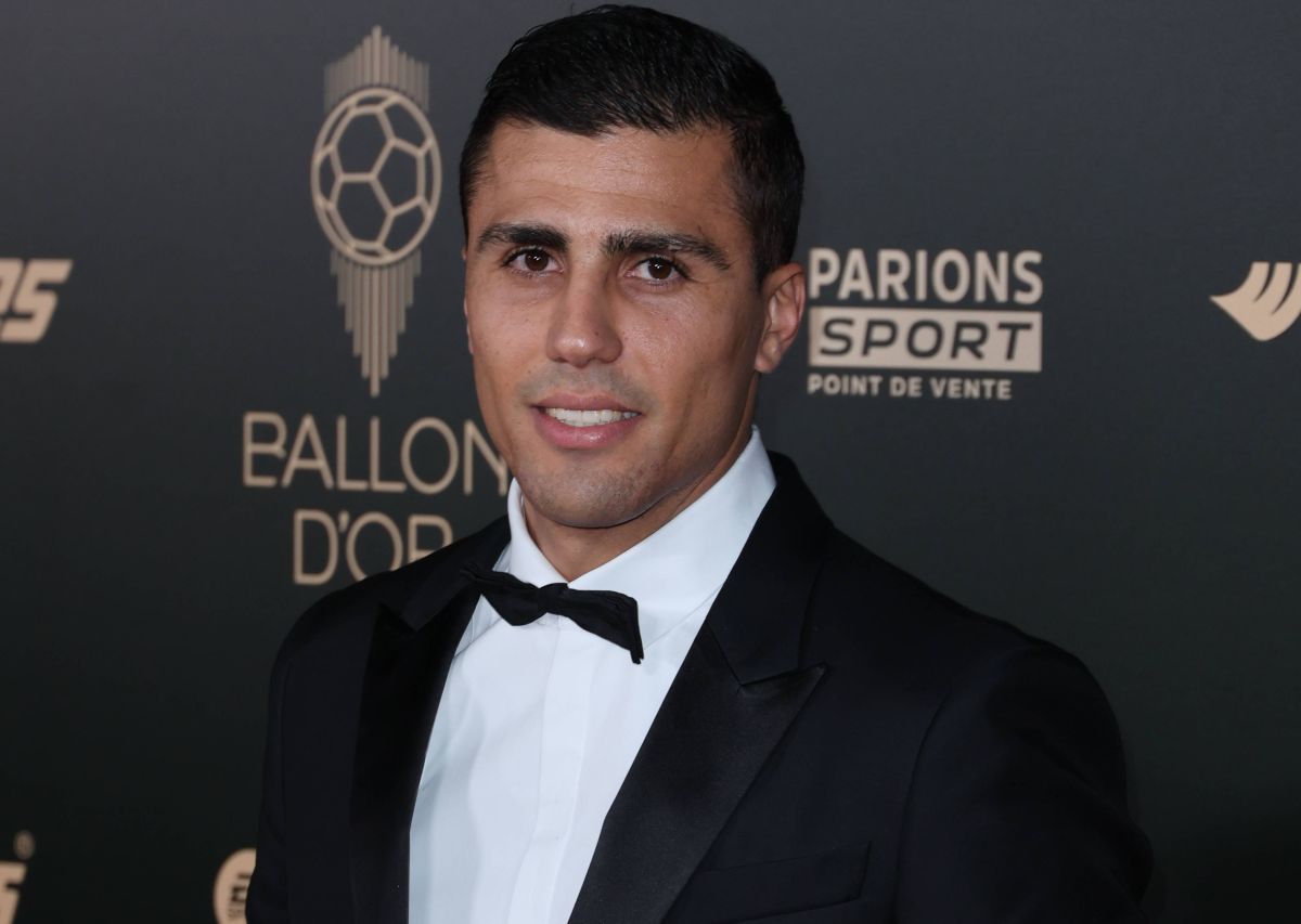 Rodri vince il Pallone d’Oro 2024 Rodri vince il Pallone d’Oro 2024