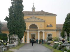 Commemorazione dei defunti, nei cimiteri reggiani orari di visita ampliati