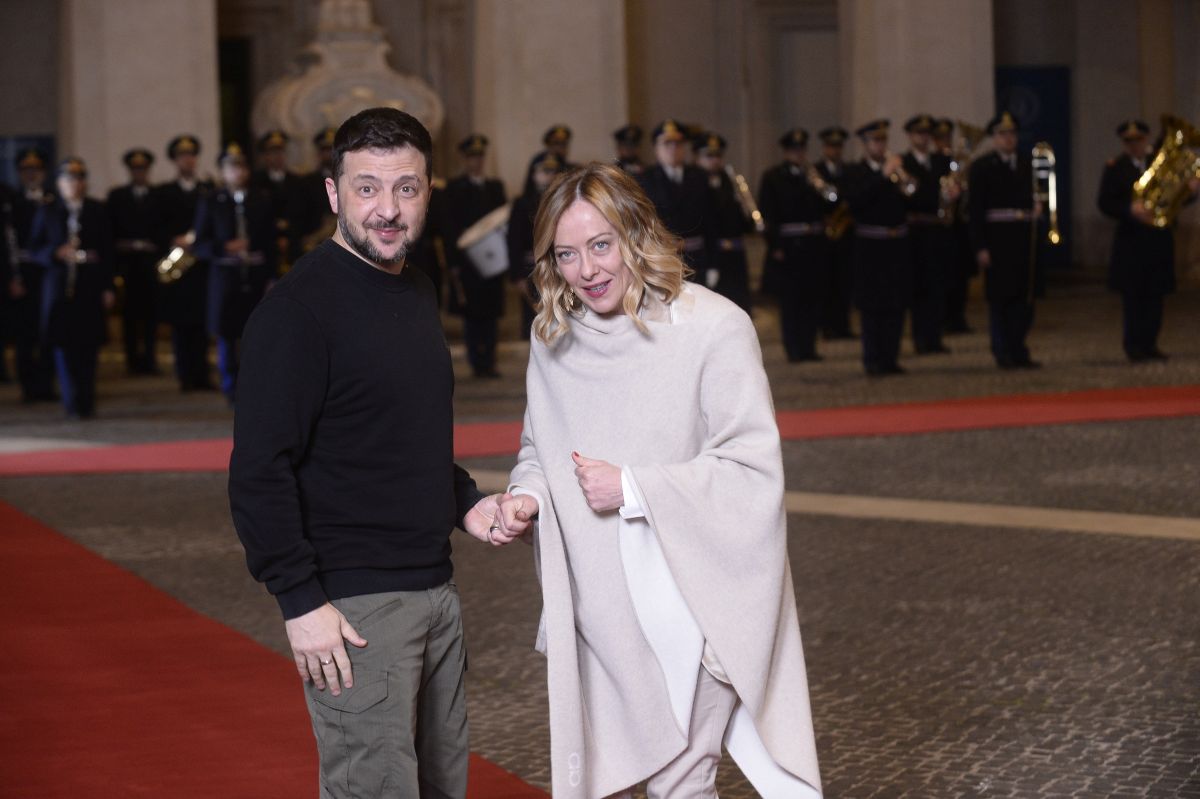 Meloni ribadisce a Zelenzky il sostegno dell’Italia all’ucraina Meloni ribadisce a Zelenzky il sostegno dell’Italia all’ucraina