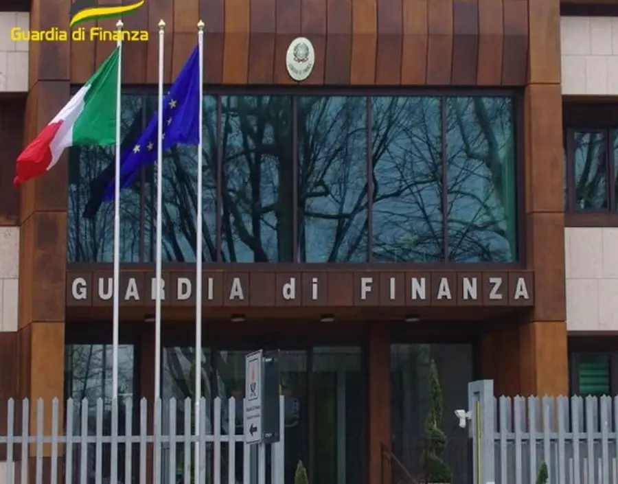 Smantellata rete internazionale traffico di droga, 12 arresti Smantellata rete internazionale traffico di droga, 12 arresti