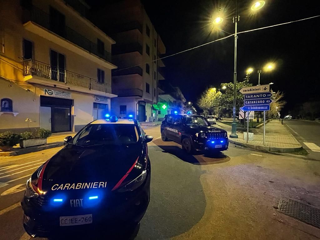 ‘Ndrangheta e traffico di armi, 44 arresti in 4 regioni ‘Ndrangheta e traffico di armi, 44 arresti in 4 regioni