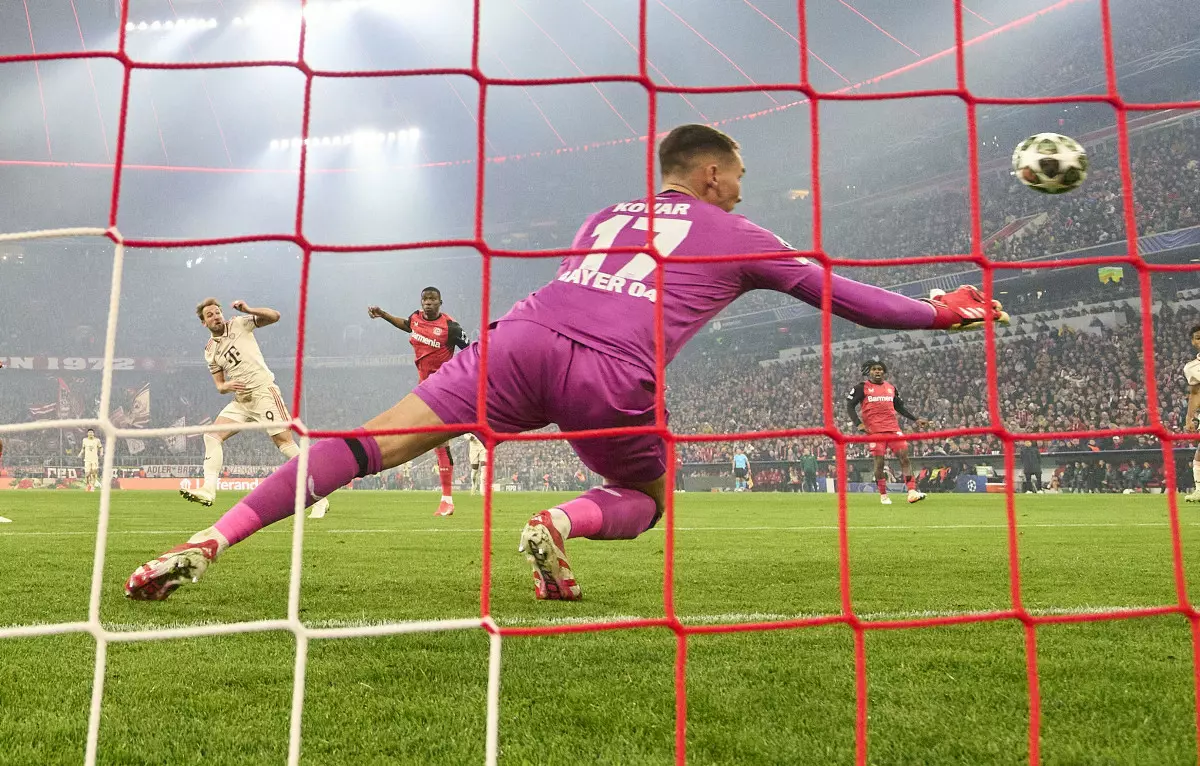 Il Bayern Monaco travolge il Bayer 3-0, doppietta per Kane Il Bayern Monaco travolge il Bayer 3-0, doppietta per Kane
