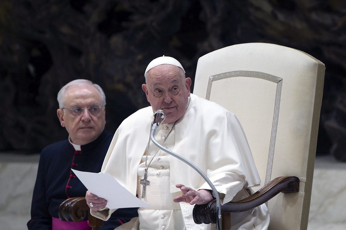 Il Papa in condizioni stabili e manda messaggio audio “Grazie per le preghiere” Il Papa in condizioni stabili e manda messaggio audio “Grazie per le preghiere”