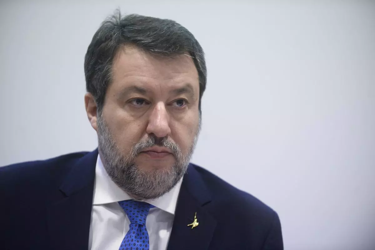Salvini “Se Starlink connette mezzo mondo perchè dire di no?” Salvini “Se Starlink connette mezzo mondo perchè dire di no?”