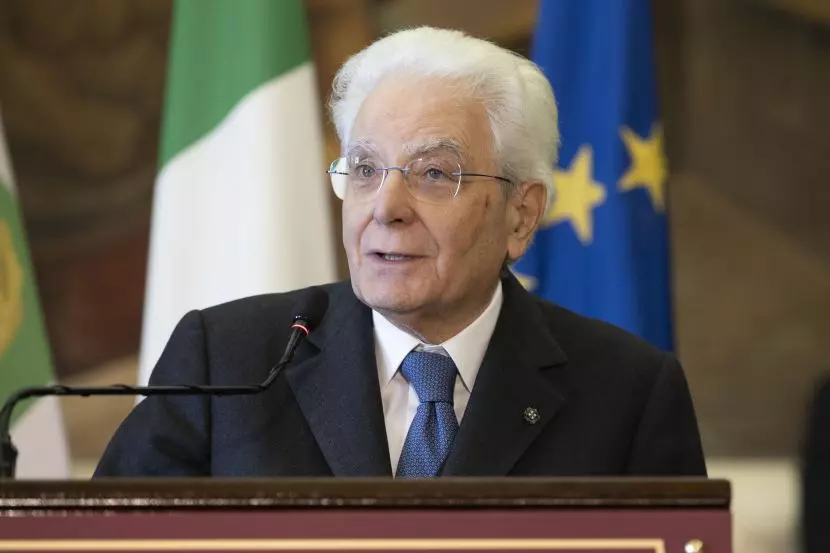Mattarella “La voce del Papa più che mai necessaria” Mattarella “La voce del Papa più che mai necessaria”