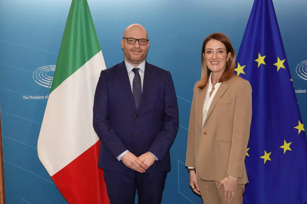 A Bruxelles incontro Fontana-Metsola, sfide politica estera e stabilità A Bruxelles incontro Fontana-Metsola, sfide politica estera e stabilità