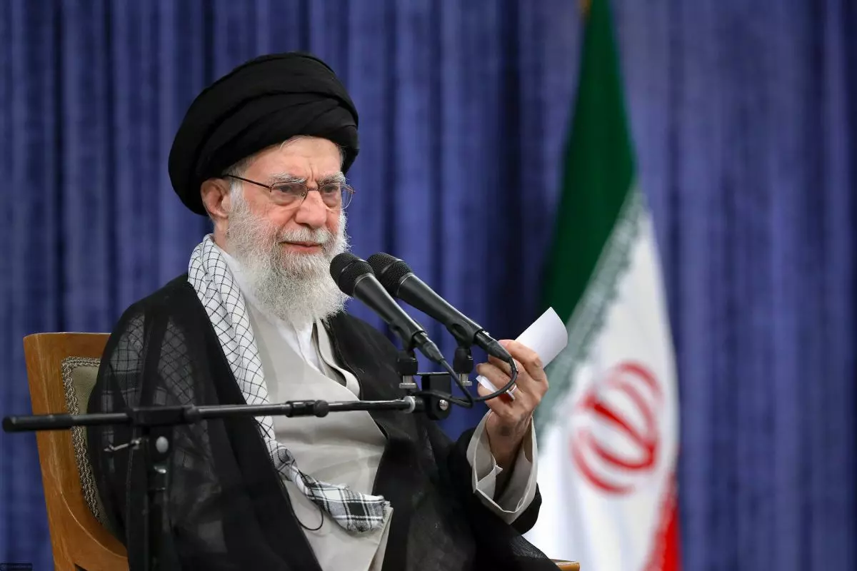 Iran, Khamenei “Mai compromessi con i sionisti” Iran, Khamenei “Mai compromessi con i sionisti”
