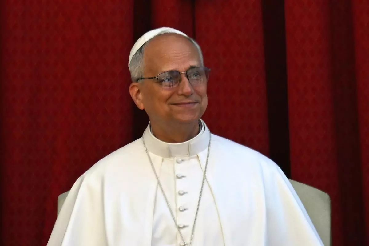 Papa “Preghiamo perchè ovunque tacciano le armi e si lavori per la pace” Papa “Preghiamo perchè ovunque tacciano le armi e si lavori per la pace”