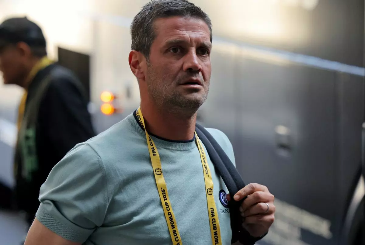 Chivu “Antenne alzate, pronti a sfruttare errori Fluminense” Chivu “Antenne alzate, pronti a sfruttare errori Fluminense”