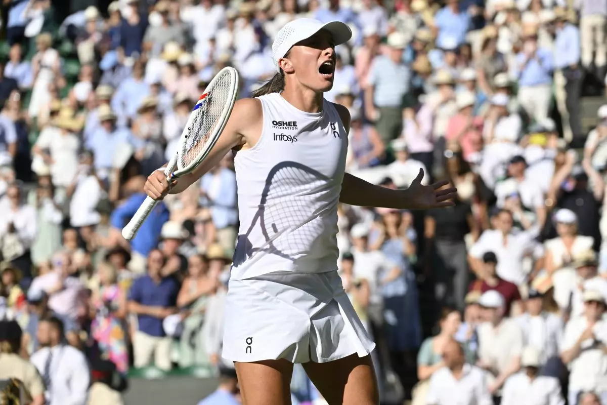 Swiatek regina a Wimbledon, stesa Anisimova con un doppio 6-0 Swiatek regina a Wimbledon, stesa Anisimova con un doppio 6-0