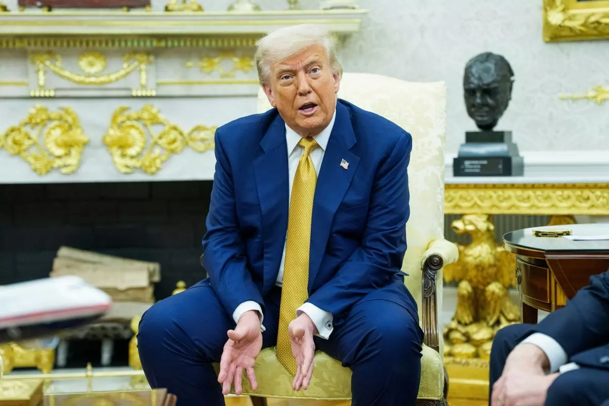 Trump chiede la divulgazione dei file su Epstein Trump chiede la divulgazione dei file su Epstein