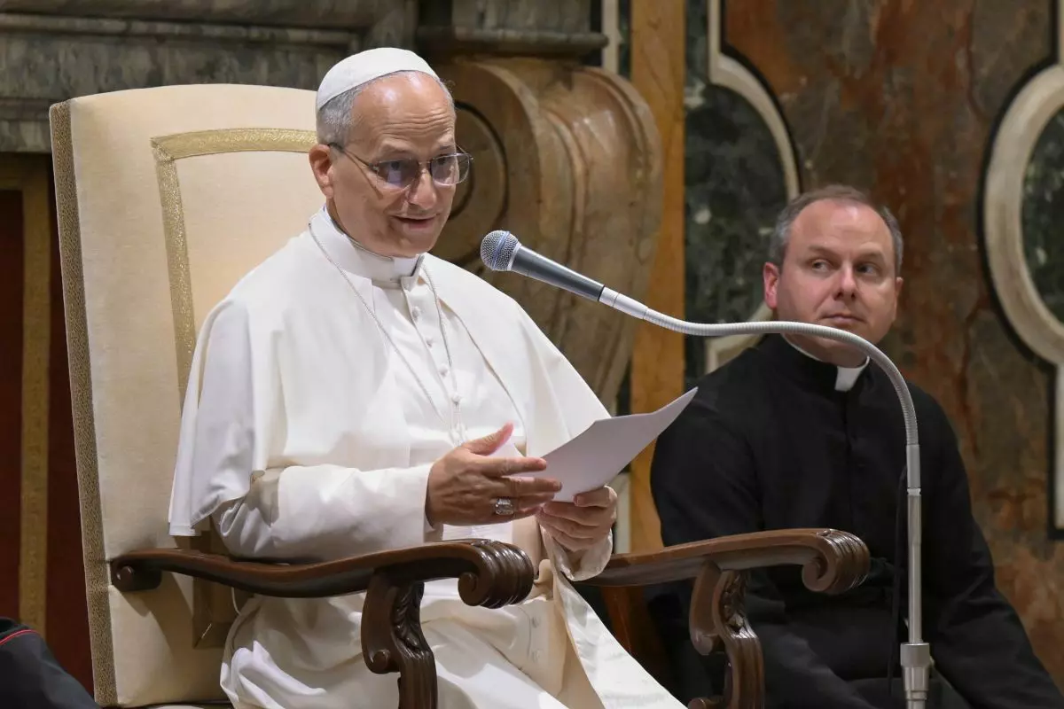 Papa “E’ sempre più necessario promuovere la nonviolenza” Papa “E’ sempre più necessario promuovere la nonviolenza”