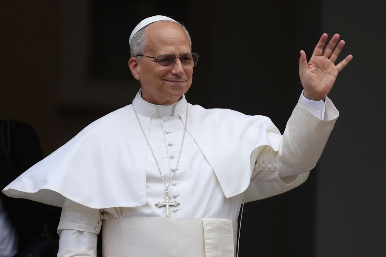 Papa “Vadano a buon fine le trattative per fare cessare le guerre” Papa “Vadano a buon fine le trattative per fare cessare le guerre”