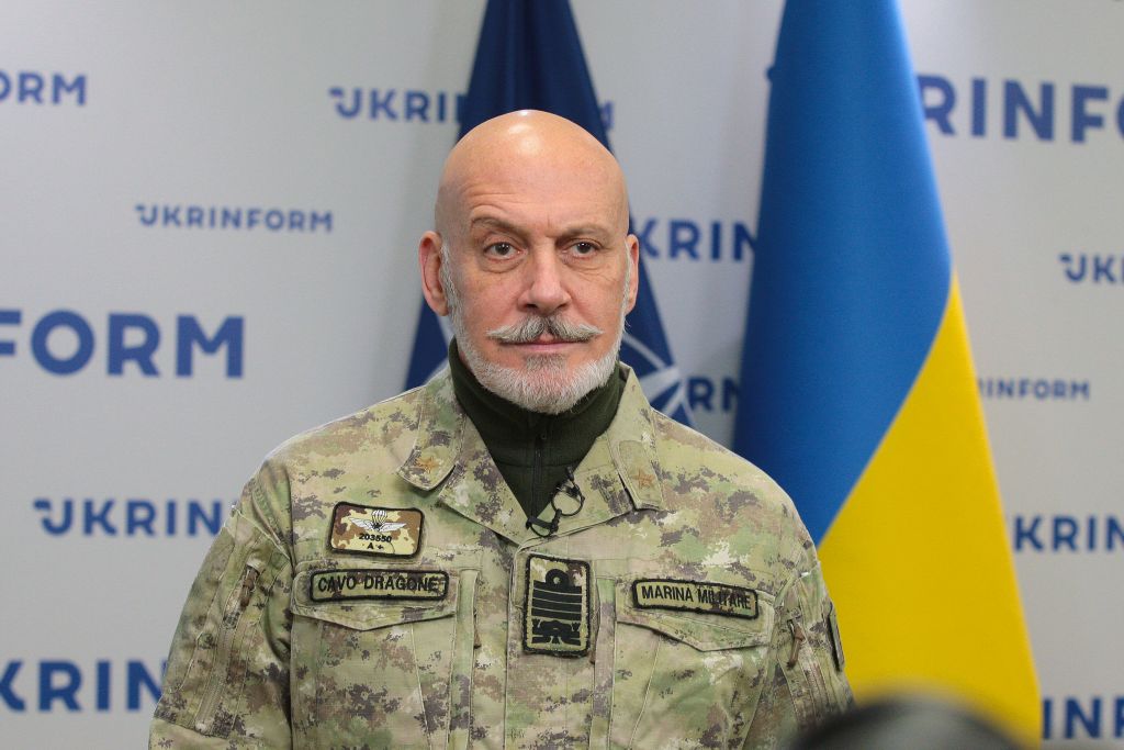 Nato, Cavo Dragone “Più aiuti militari a Kiev e spero nuove sanzioni alla Russia” Nato, Cavo Dragone “Più aiuti militari a Kiev e spero nuove sanzioni alla Russia”