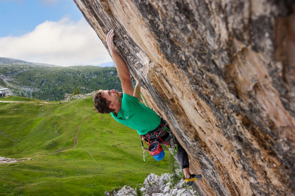 Arrampicata, sulle Dolomiti un’Esperienza Airbnb con Stefano Ghisolfi Arrampicata, sulle Dolomiti un’Esperienza Airbnb con Stefano Ghisolfi