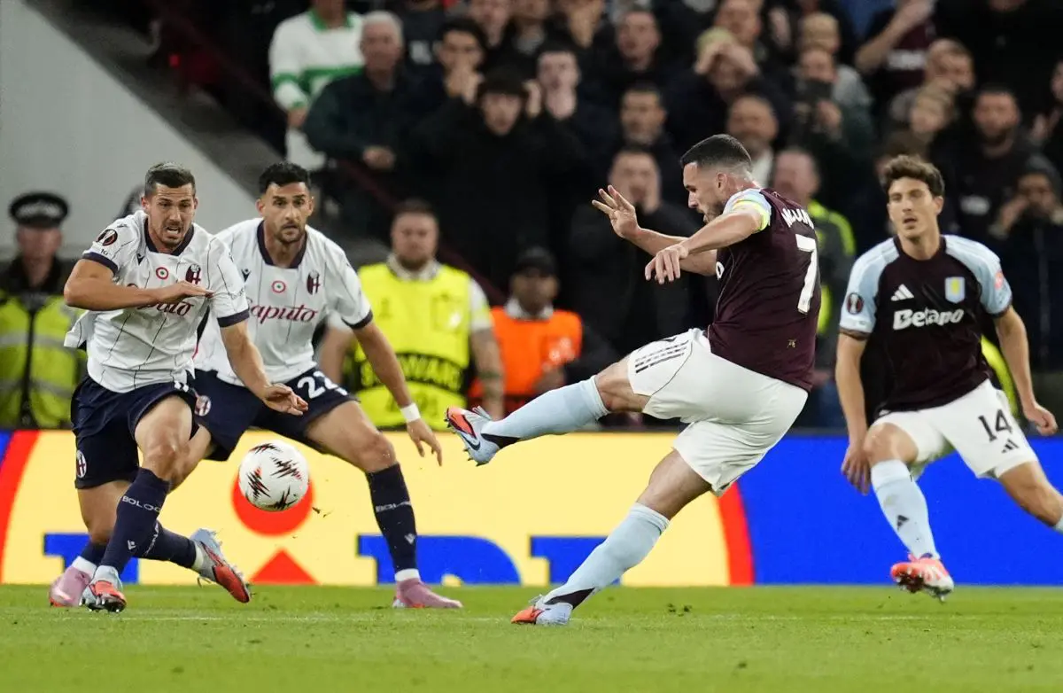 Aston Villa-Bologna 1-0, decide la rete di McGinn Aston Villa-Bologna 1-0, decide la rete di McGinn
