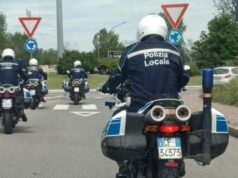 Sulla Tangenziale di Bologna a più di 200 Km/h. Fermato dalla Polizia locale