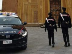 Cadelbosco Sopra: fermato per un controllo e trovato con oltre 70 gr di droga