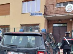 Lite tra ragazzi degenera in minacce con pistola: padre e figlio denunciati