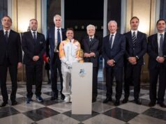 La fiamma olimpica di Milano-Cortina è arrivata in Italia