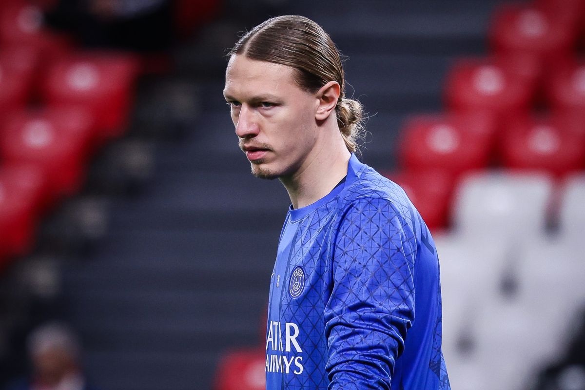 Safonov ipnotizza il Flamengo ai rigori, Intercontinentale al Psg