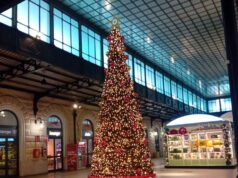 Il Natale comincia già in stazione