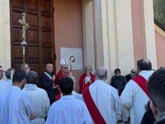 Riaperta la basilica di San Bartolomeo a Casalgrande Alto, alla presenza del Vescovo Giacomo Morandi
