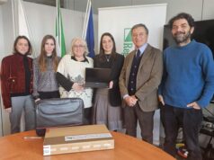 La Regione cede 28 dispositivi informatici al Tribunale per i Minorenni di Bologna per sostenere la digitalizzazione degli uffici giudiziari e il lavoro del personale