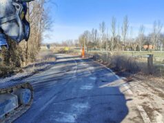 Pulizia fossi stradali lungo la tangenziale di Nonantola