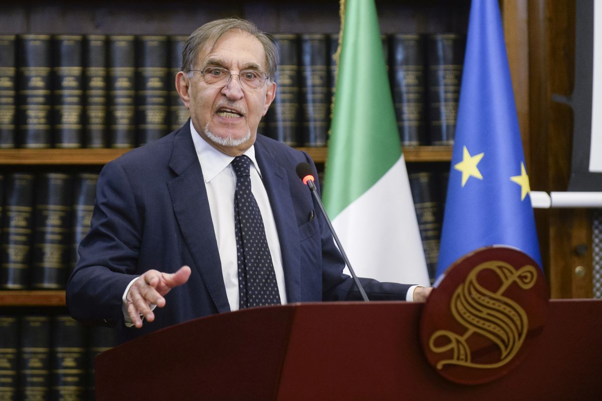 Antisemitismo, La Russa “Tanti devono fare esame di coscienza”