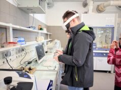 Presentato all’Istituto Fermi di Modena il modello di processo ceramico in realtà virtuale promosso da ACIMAC