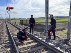 Pietre sui binari: 20enne imolese arrestato dai carabinieri di Castel San Pietro Terme