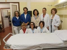 Fondazione Grade dona quattro barelle al reparto di Ecografia interventistica del Santa Maria Nuova