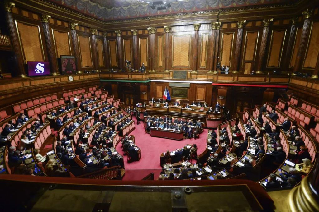 Via libera del Senato al Dl Bollette, è legge