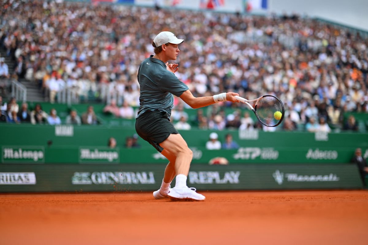 Sinner concede un set a Machac ma è ai quarti a Montecarlo