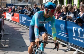Ballerini vince la 6^ tappa a Napoli, Eulalio resta in rosa