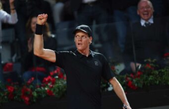 Sinner piega in tre set Medvedev e vola in finale agli Internazionali