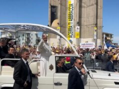 Il Papa ad Acerra “Un cambiamento di mentalità risanerà la Terra dei Fuochi”