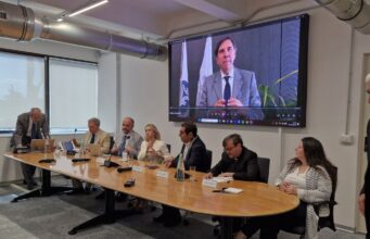 Rischi e opportunità dell’IA al centro del convegno Assidipost-Federmanager