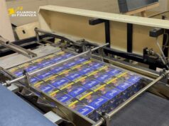 Reggio Emilia: individuata e smantellata dalle Fiamme Gialle una fabbrica clandestina di sigarette